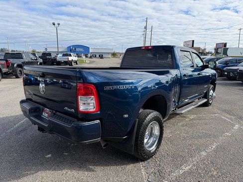 Used 2021 RAM 3500 Big Horn w/ Level 1 Equipment Group AWD/4WD image 5