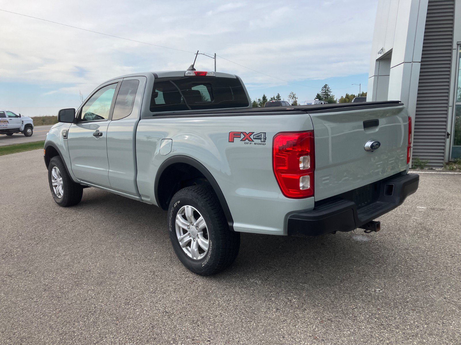Used 2022 Ford Ranger XL w/ FX4 Off-Road Package AWD/4WD image 3