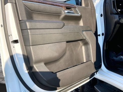 Used 2024 GMC Sierra 1500 Elevation w/ LPO, Elevation Black Package image 23