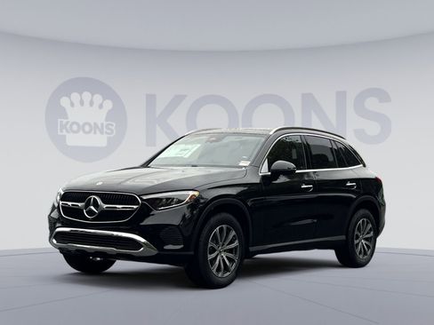 Certified 2026 Mercedes-Benz GLC 300 GLC 300 image 1