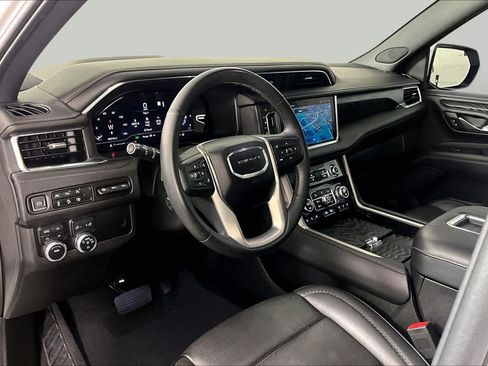 Certified 2023 GMC Yukon XL Denali AWD/4WD image 19