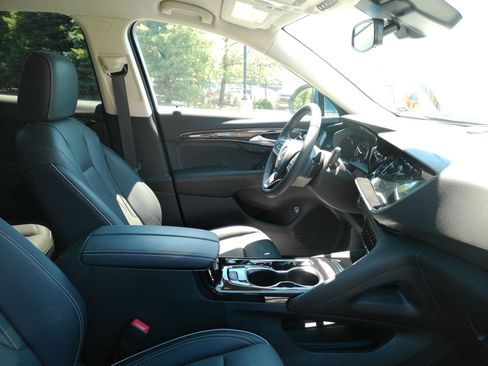 Used 2023 Buick Envision Essence AWD/4WD image 5