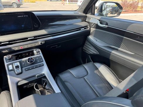 Used 2024 Hyundai Palisade Calligraphy image 16