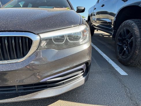 Used 2019 BMW 530i w/ Convenience Package RWD image 8