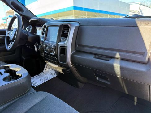 Used 2022 RAM 1500 Classic Warlock w/ Electronics Group image 9