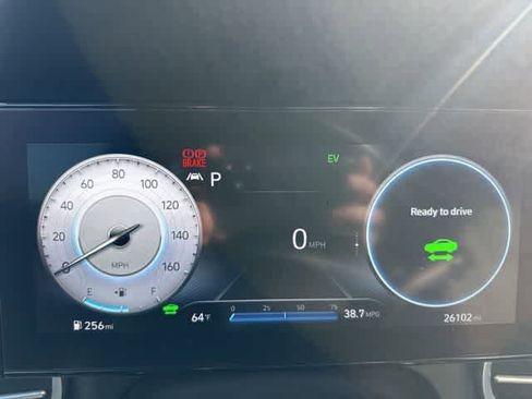 Certified 2022 Hyundai Elantra Limited w/ Cargo Package image 9