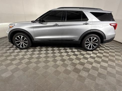 Certified 2023 Ford Explorer ST-Line w/ Class IV Trailer Tow Package AWD/4WD image 7