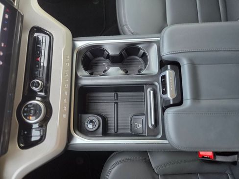New 2026 Ford Expedition Max Active RWD image 29