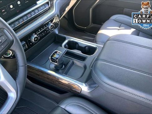 Used 2024 GMC Sierra 1500 Elevation w/ Elevation Premium Package AWD/4WD image 17