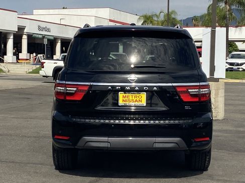 Used 2023 Nissan Armada SL image 4