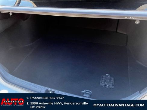 Used 2022 Toyota Camry LE image 30