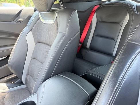 Used 2022 Chevrolet Camaro LT w/ LPO, Ground Effects Package RWD image 26
