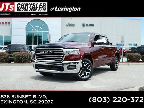 Used 2025 RAM 1500 Laramie AWD/4WD image 1