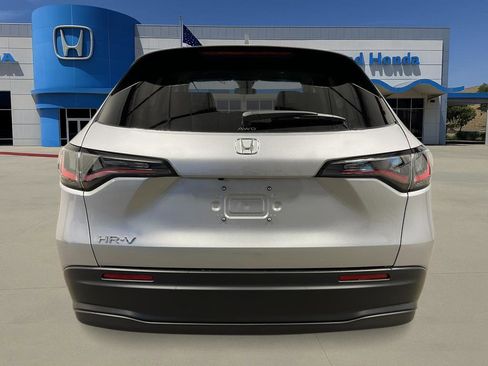 New 2026 Honda HR-V LX image 4