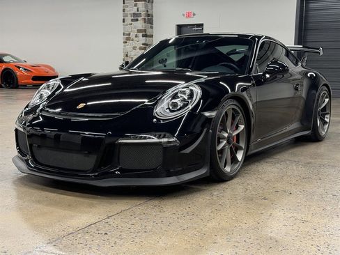 Used 2015 Porsche 911 GT3 image 3