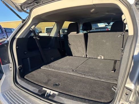 Used 2018 Dodge Journey SE image 17