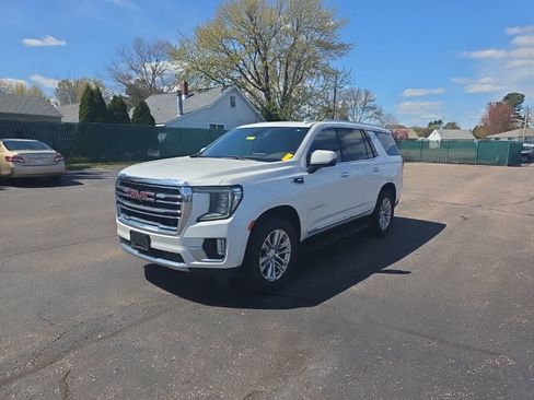 Used 2021 GMC Yukon SLT w/ SLT Luxury Plus Package AWD/4WD image 2