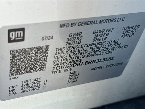 Used 2024 GMC Yukon Denali w/ Advanced Technology Package image 30