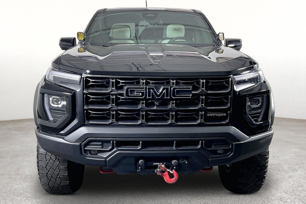 Used 2025 GMC Canyon AT4 w/ AT4X AEV Edition AWD/4WD image 4