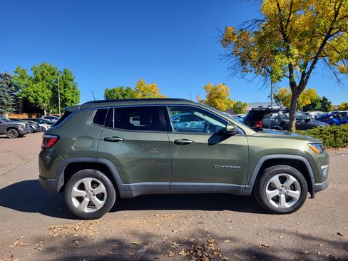 Used 2017 Jeep Compass Latitude w/ Popular Equipment Group image 2