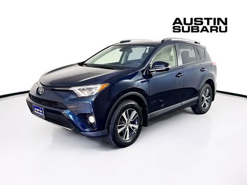 Used 2017 Toyota RAV4 XLE image 3