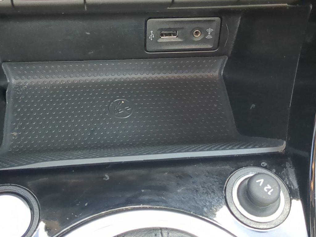 Used 2019 Volkswagen Beetle 2.0T SE FWD image 22