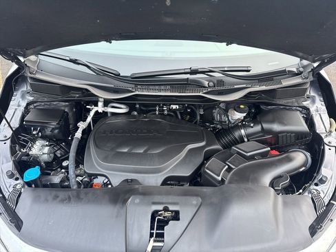 Certified 2024 Honda Odyssey EX-L image 17