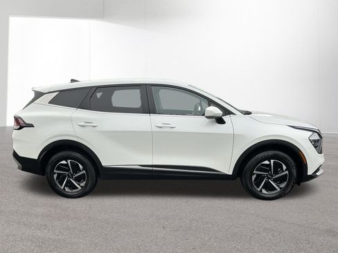 Certified 2023 Kia Sportage LX AWD/4WD image 2