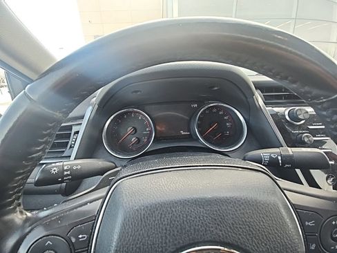 Used 2020 Toyota Camry XSE w/ Cold Weather Package image 14