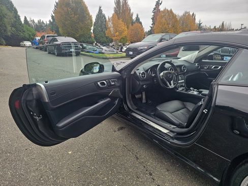 Used 2016 Mercedes-Benz SL 400 image 18