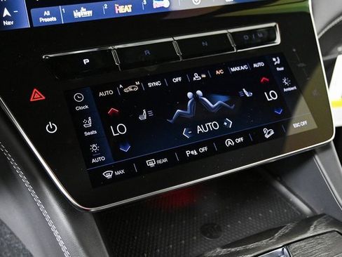 New 2025 Maserati Grecale Modena image 18