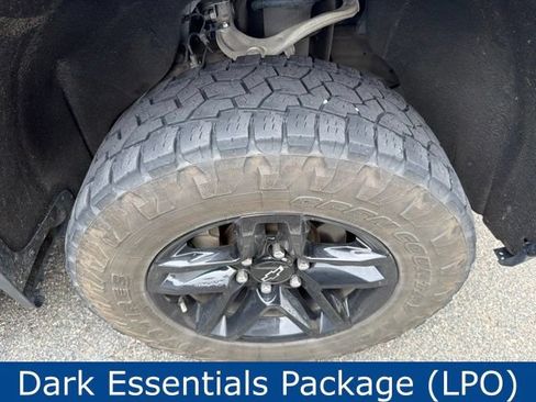 Used 2022 Chevrolet Silverado 1500 Custom Trail Boss w/ Safety Confidence Package AWD/4WD image 5