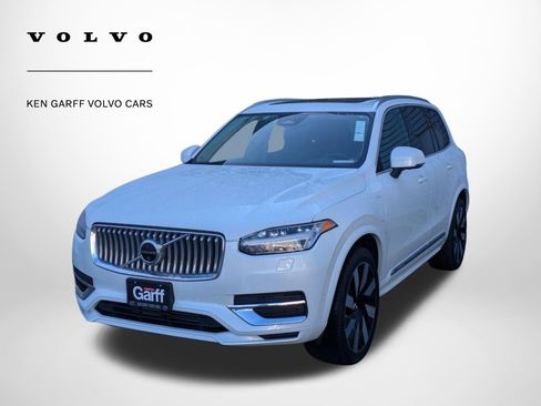 Used 2024 Volvo XC90 T8 Plus w/ Protection Package AWD/4WD image 7