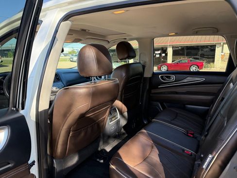 Used 2019 INFINITI QX60 Luxe w/ Essential Package image 14