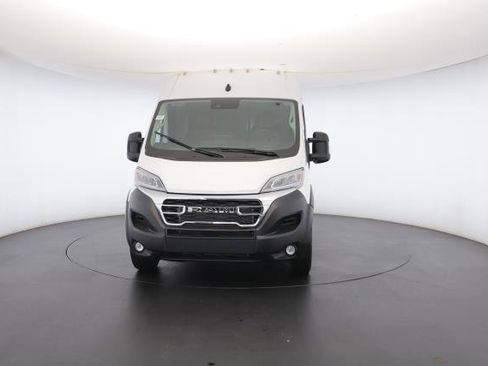 New 2024 RAM ProMaster 2500 w/ Quick Order Package 22G SLT image 36