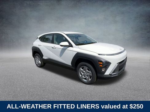Used 2026 Hyundai Kona SE image 2