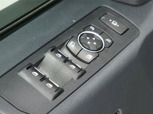 Used 2022 Ford F350 Lariat w/ Lariat Ultimate Package AWD/4WD image 20