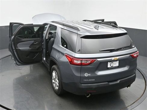 Used 2020 Chevrolet Traverse LT w/ Driver Confidence II Package image 66