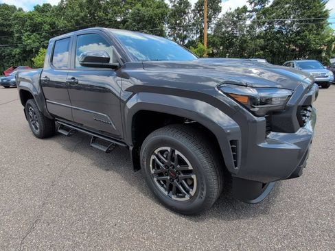 Certified 2026 Toyota Tacoma TRD Sport AWD/4WD image 9