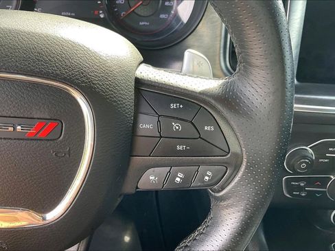 Used 2017 Dodge Charger R/T RWD image 18