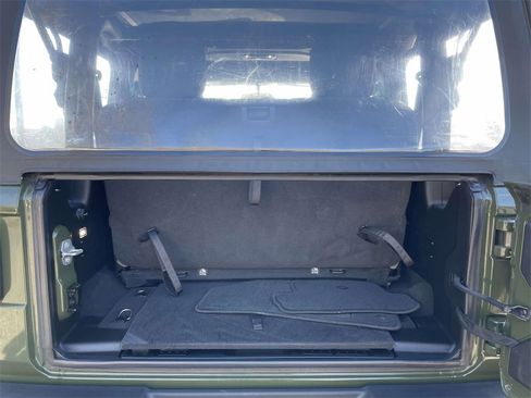 Used 2021 Jeep Wrangler Sport image 11