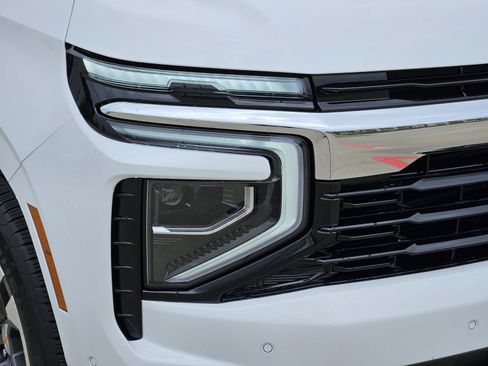 New 2026 Chevrolet Suburban LS w/ LPO, Dark Essentials Package RWD image 9