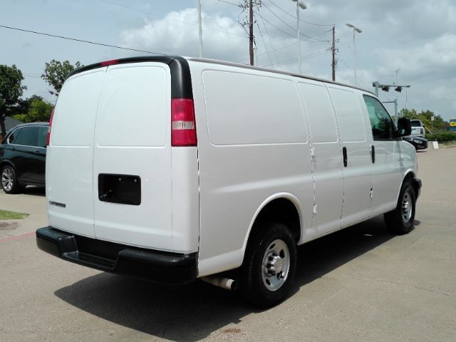 Used 2020 Chevrolet Express 2500 w/ Driver Convenience Package RWD image 11