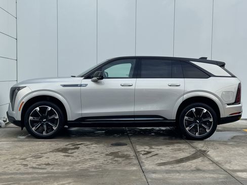 New 2025 Cadillac Escalade IQ Sport 2 image 5