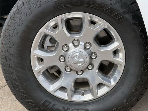 Used 2024 RAM 2500 Laramie w/ Safety Group AWD/4WD image 7