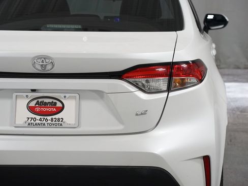 Used 2024 Toyota Corolla LE FWD image 10