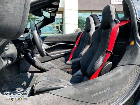 Used 2026 McLaren 750S Spider RWD image 20