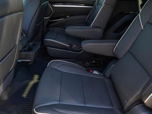 New 2025 Cadillac Escalade Sport w/ Touring Package image 22