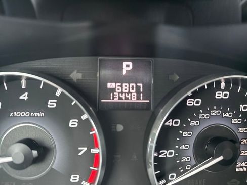 Used 2011 Subaru Outback 2.5i Premium image 22