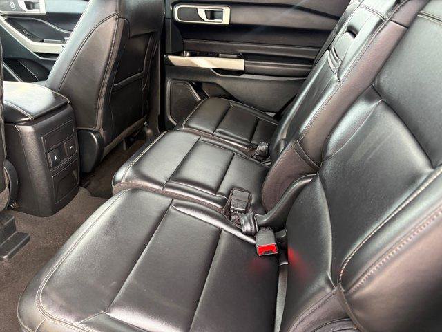 Used 2023 Ford Explorer XLT w/ Equipment Group 202A RWD image 14